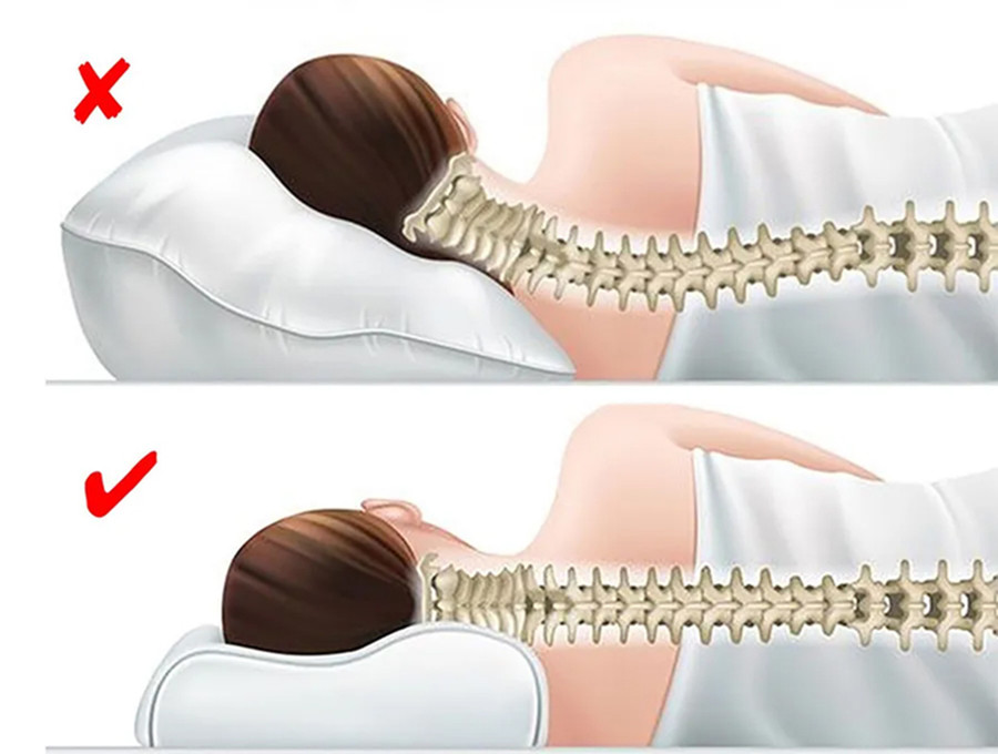 Khi mua gối, bạn nên chú ý phần tiếp xúc với đầu nên mỏng hơn phần tiếp xúc với cổ một chút và có chênh lệch chiều cao giữa hai bên, khoảng 2 đến 3 cm. (Ảnh: ITN) 2-khi-mua-goi.jpg