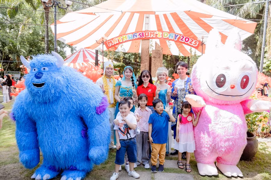 Gần 7.000 học sinh bước vào 'Xứ sở thần tiên' tại Mathnasium’s Day 2025