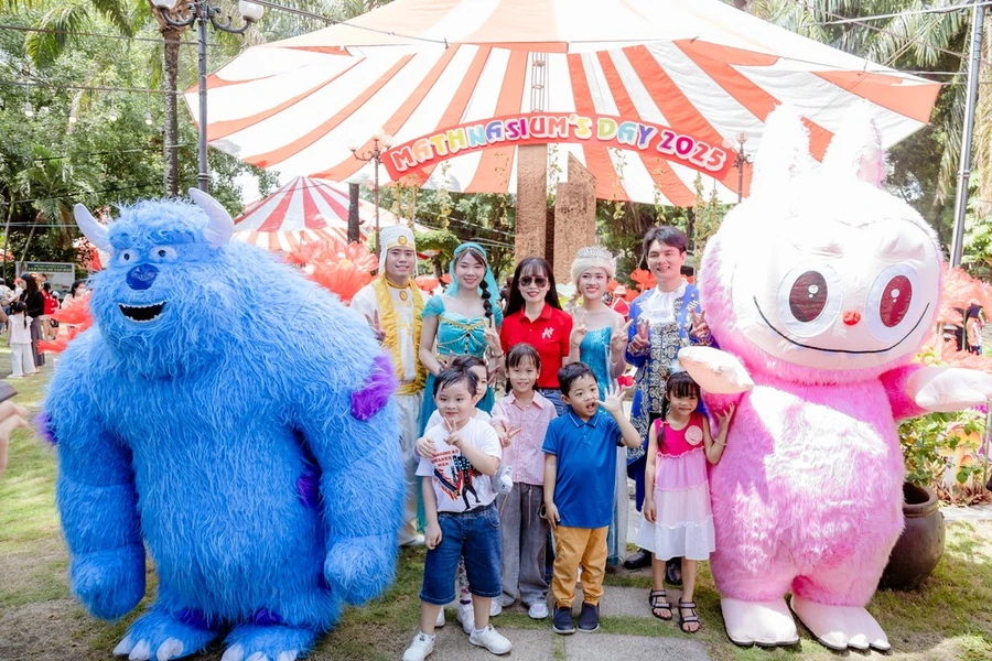 Gần 7.000 học sinh bước vào 'Xứ sở thần tiên' tại Mathnasium’s Day 2025