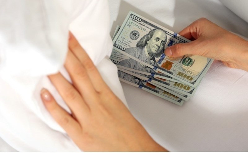 Bí mật sống còn: Tại sao phụ nữ nhất định phải có quỹ đen?