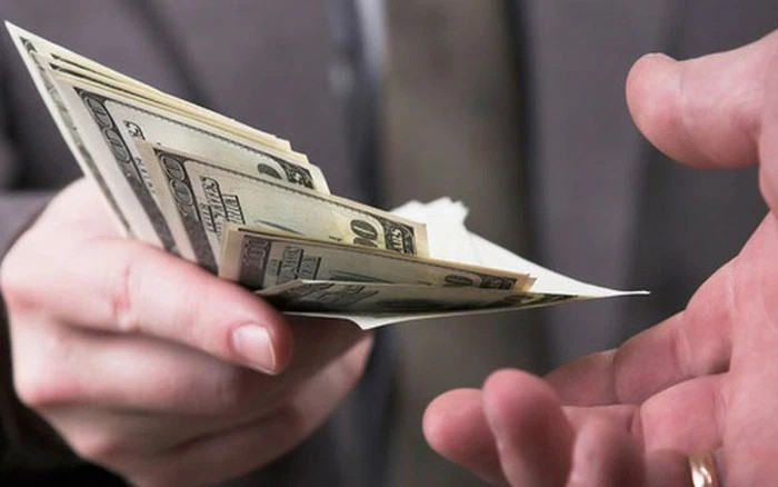 Sửu cẩn trọng chuyện tiền bạc, Tuất đừng 'đứng núi này trông núi nọ' ngày 31/10