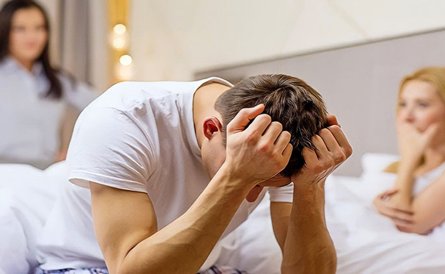 Sau khi phát hiện chồng ngoại tình, nhiều phụ nữ cho rằng nhân tình chính là kẻ quyến rũ đàn ông. (Ảnh: ITN).