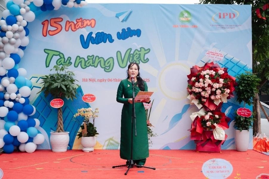 Ths. Bùi Thị Tuyết – Phó Viện trưởng Viện IPD, Hiệu trưởng trường MN VSK Thăng Long