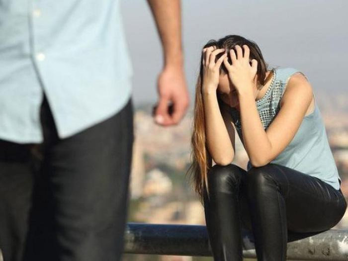 Sửu chuyện tình cảm xuất hiện kẻ thứ 3, Ngọ tiền bạc rủng rỉnh ngày 11/10