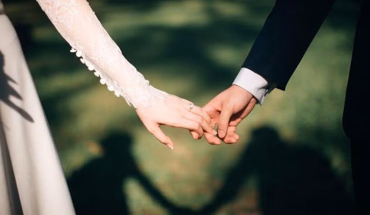 Cự Giải tình yêu ngọt ngào, Xử Nữ tiền bạc rủng rỉnh ngày 15/8