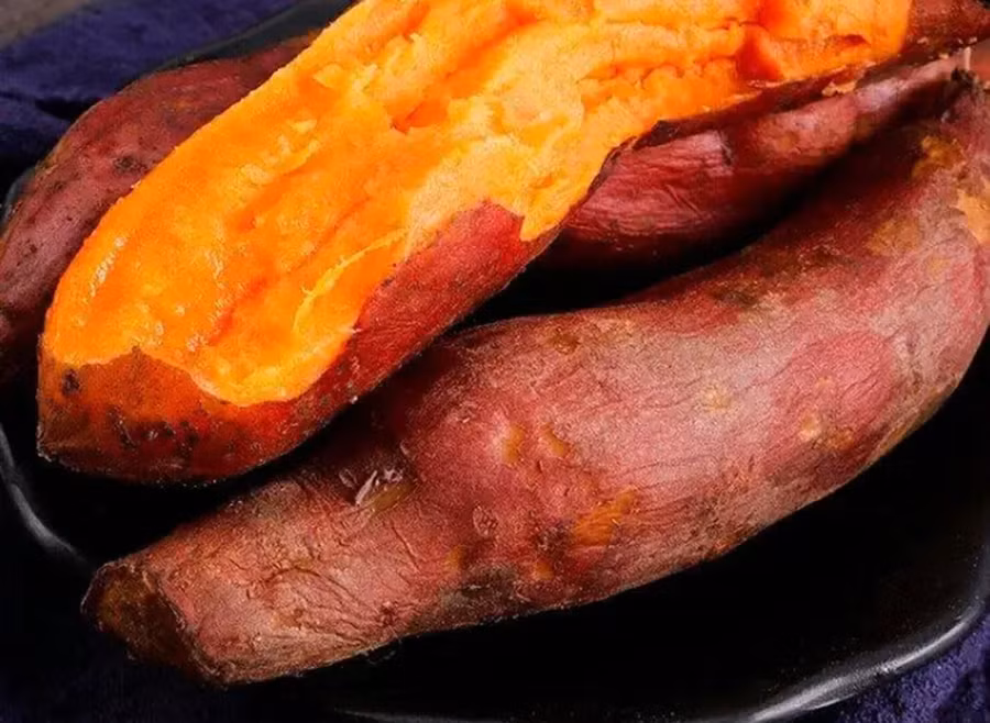 Cần bổ sung một số thực phẩm chế biến từ khoai với lượng thích hợp. (Ảnh: ITN)