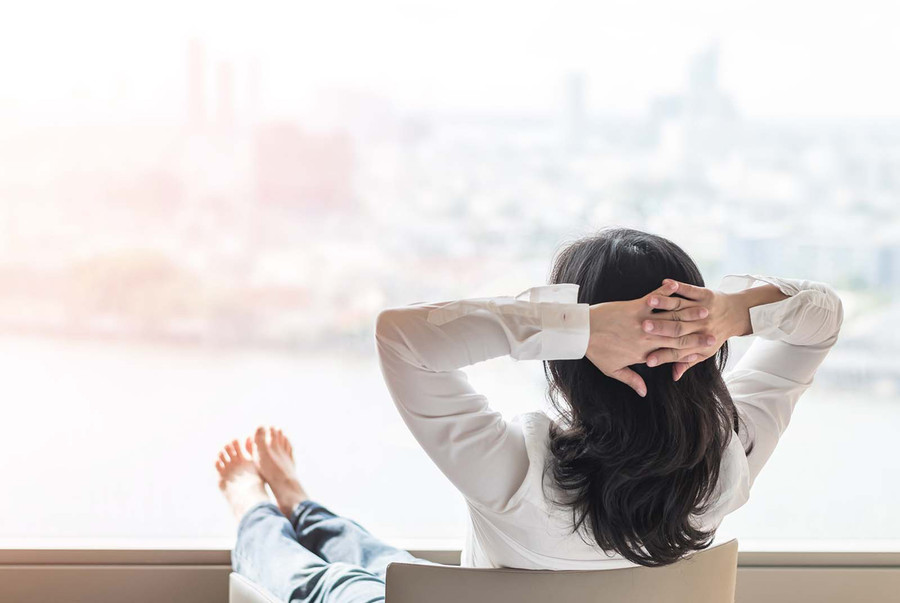 Ở một mình là một trong những kỹ năng cần thiết trong cuộc sống hiện đại. (Ảnh: ITN). 2-o-mot-minh-la-mot-trong-nhung.jpg