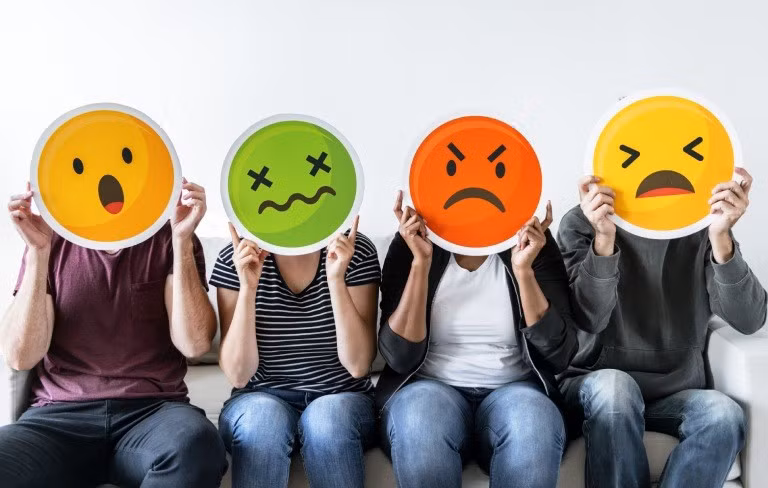 Cự Giải cẩn thận cho vay mượn, Song Ngư kiểm soát cảm xúc tiêu cực ngày 10/12