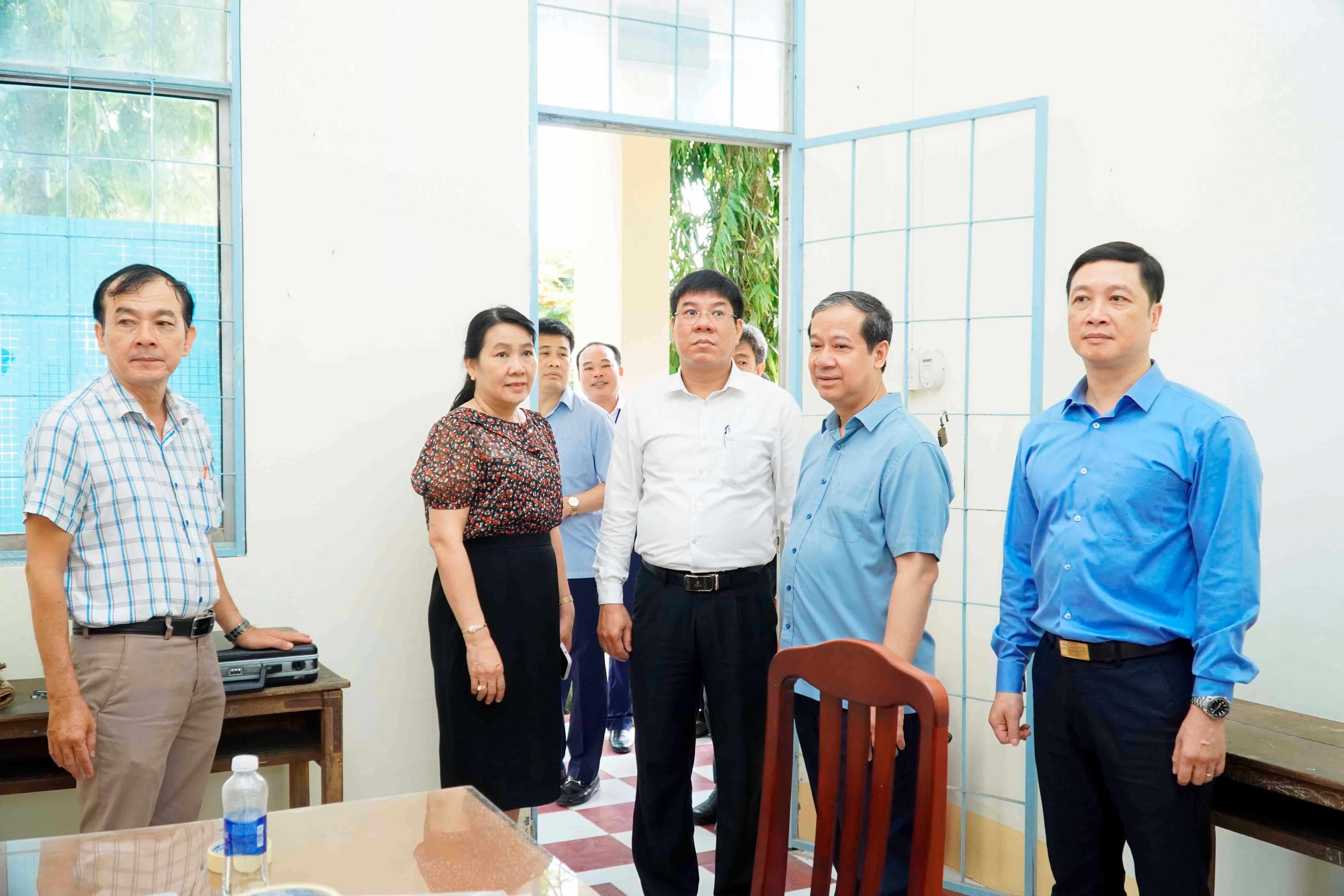 Đoàn kiểm tra khu vực bố trí phòng Hội đồng thi tại Trường THPT Vị Thanh. Đoàn kiểm tra khu vực bố trí phòng Hội đồng thi tại Trường THPT Vị Thanh.