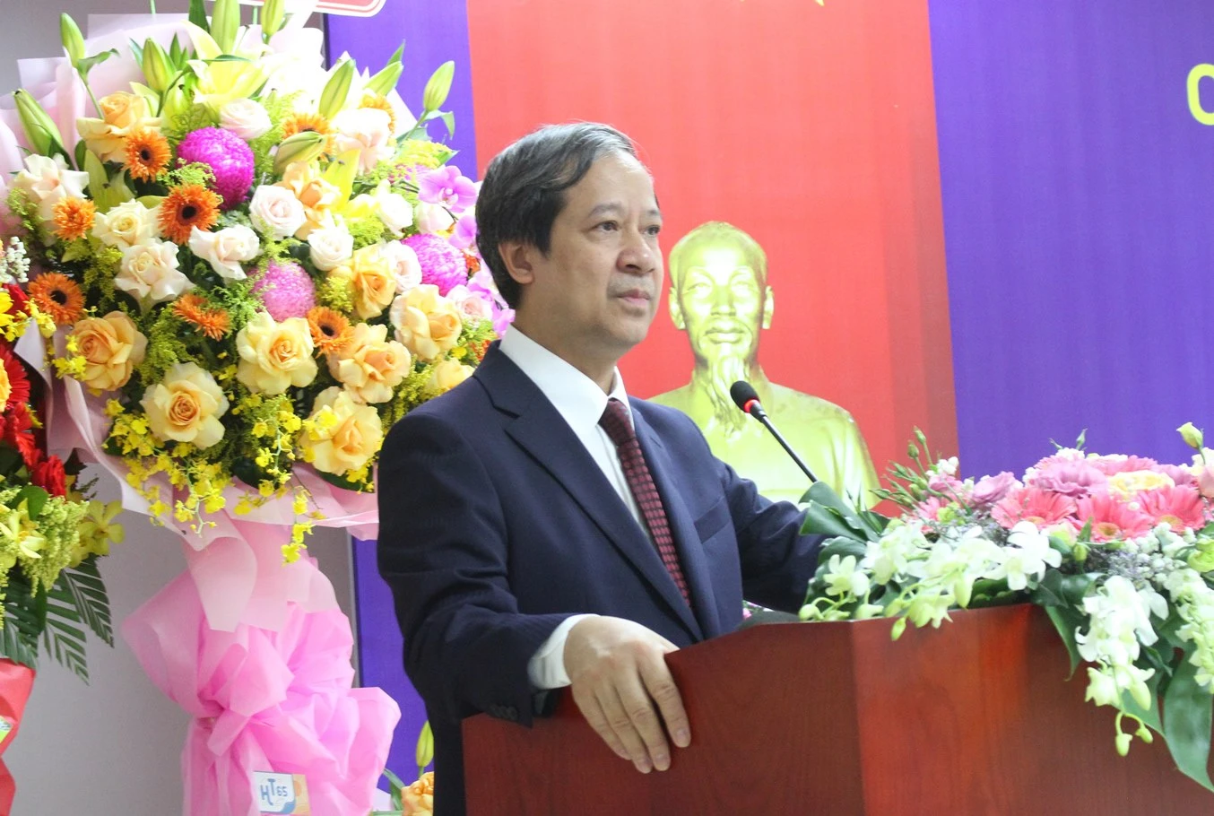 Bộ trưởng Bộ GD&amp;ĐT Nguyễn Kim Sơn phát biểu tại buổi lễ.