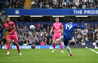 chelsea-02.jpg