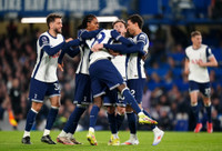 mobbed-team-mates-scoring-goal-9.jpg