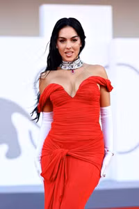 georgina-rodriguez-attends-red-c-1887-9752.jpg