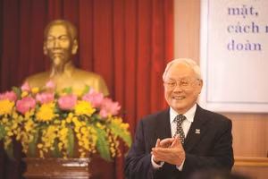 NGND Nguyễn Trọng Vĩnh, thầy giáo duy nhất của Hà Nội được phong tặng Nhà giáo Nhân dân 2024.