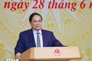 Thủ tướng Phạm Minh Chính chủ trì phiên họp lần thứ 12 của Hội đồng Thi đua-Khen thưởng Trung ương. (Ảnh: Dương Giang/TTXVN).
