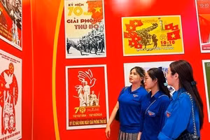 Logo kỷ niệm 70 năm Ngày giải phóng Thủ đô