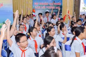 Học sinh Trường Tiểu học Lộc Thọ, Khánh Hòa
