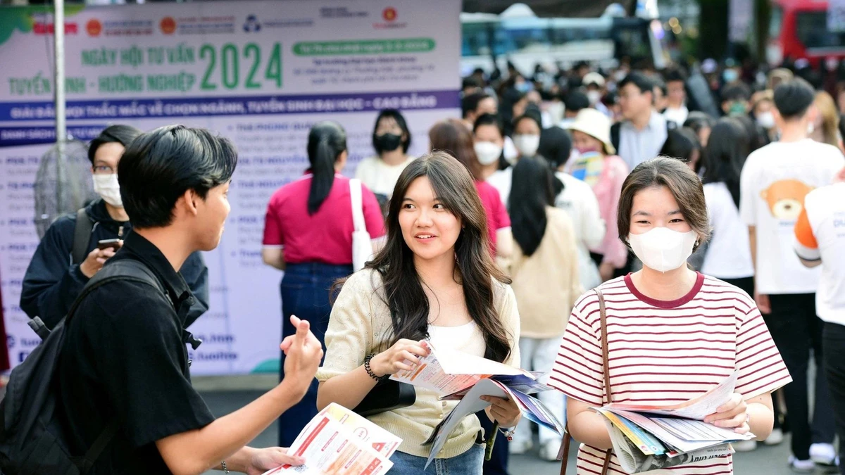 Tỷ lệ ảo cao, cần siết lại xét tuyển sớm