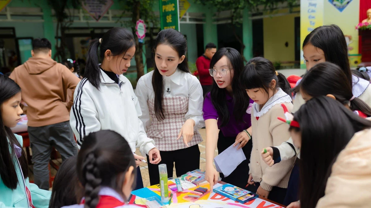 Câu lạc bộ trong trường học: Trưởng thành từ trải nghiệm