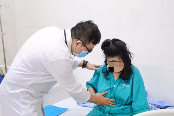 Một bệnh nhân bị ngộ độc sau ăn bánh mì tại Đắk Lắk.