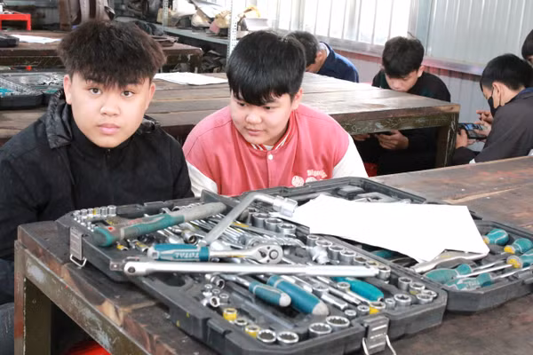 Học viên học nghề tại cơ sở GDNN của tỉnh Đắk Lắk. (Ảnh: TT)