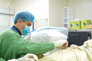 Chủ quan suốt 5 năm, nữ sinh viên suy thận ở tuổi 22