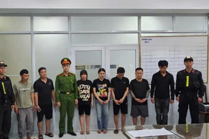 7 người trong nhóm làm giả thịt bò để bán ra thị trường. 