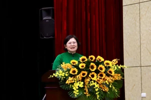 Bà Văn Thị Bạch Tuyết, Phó Bí thư Thành ủy TPHCM.