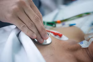 Hội chứng "trái tim tan vỡ" là tình trạng ngắn hạn khi một số cơ tim yếu đi nhanh chóng. (Ảnh: BVCC)