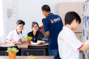 Sinh viên Trường Đại học Hùng Vương TPHCM. 