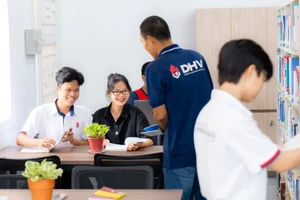 Sinh viên Trường Đại học Hùng Vương TPHCM.