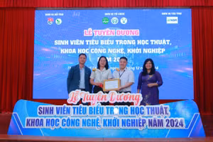 Trường Đại học Nông Lâm TPHCM tổ chức Lễ tuyên dương sinh viên tiêu biểu trong học thuật, khoa học công nghệ, khởi nghiệp năm 2024. 