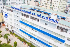 Thí sinh có thể bắt đầu tra cứu kết quả và xem thông tin chi tiết từ 15h ngày 23/8.