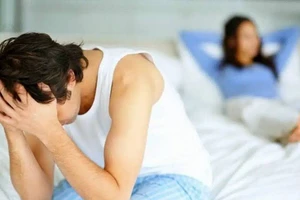 Nam giới gặp vấn đề khi "thả" mãi nhưng không có con. (Ảnh: ITN)