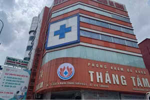 Phòng khám Đa khoa Tháng Tám đã nhiều lần bị Sở Y tế TPHCM xử phạt.