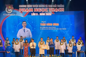 Thành đoàn TPHCM tổ chức Chương trình giao lưu “Thắp sáng ước mơ tuổi trẻ ngành Y” và tuyên dương 73 cá nhân xuất sắc với Giải thưởng Phạm Ngọc Thạch lần thứ 9 – năm 2025.