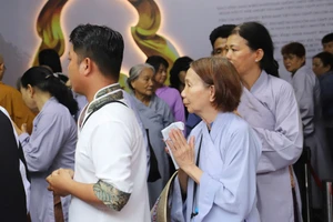 Đại lễ Vesak Liên Hợp Quốc năm 2025 được tổ chức tại Việt Nam, thu hút đông đảo người dân tham gia.