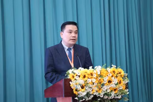 PGS.TS.BS Nguyễn Trọng Hào - Chủ tịch Hội đồng Trường Đại học Y khoa Phạm Ngọc Thạch phát biểu tại hội nghị. 