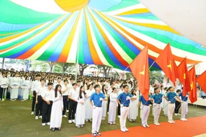 Lễ khai giảng năm học 2024 - 2025 tại Trường THPT chuyên Trần Văn Giàu. (Ảnh: Báo Long An)