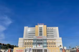 Bệnh viện Quận 8 đổi tên thành Bệnh viện Đa khoa Chánh Hưng. 