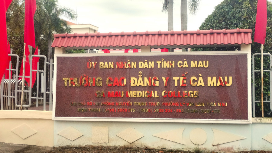 ตามทางเลือกสองทาง Ca Mau Medical College และ Bac Lieu Medical College จะรวมเข้าเป็น Ca Mau Medical College truong-cao-dang-1.jpg