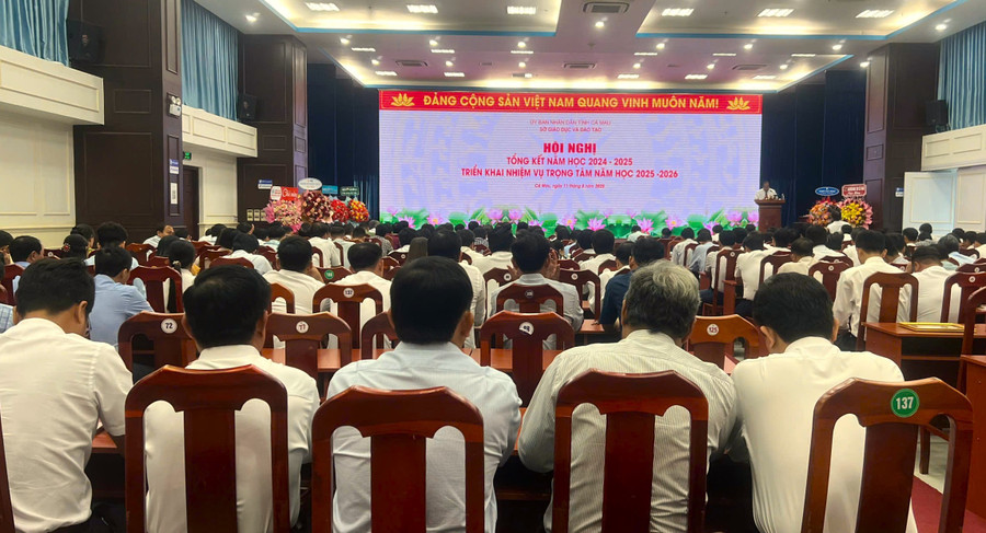 Quang cảnh hội nghị. gen-h-tong-ket-nam-hoc-6.jpg