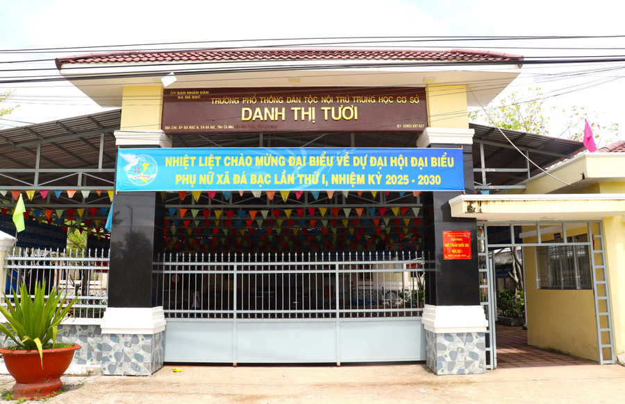 Trường PTDTNT THCS Danh Thị Tươi. truong-dan-toc-9.jpg