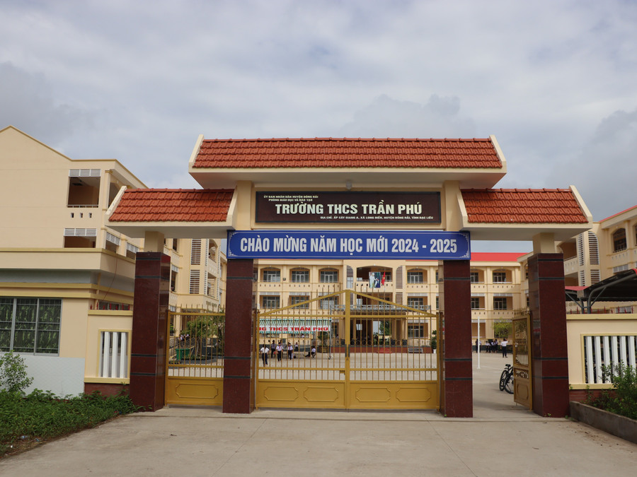 Một điểm trường đạt chuẩn quốc gia ở Cà Mau. Ảnh: Quách Mến.