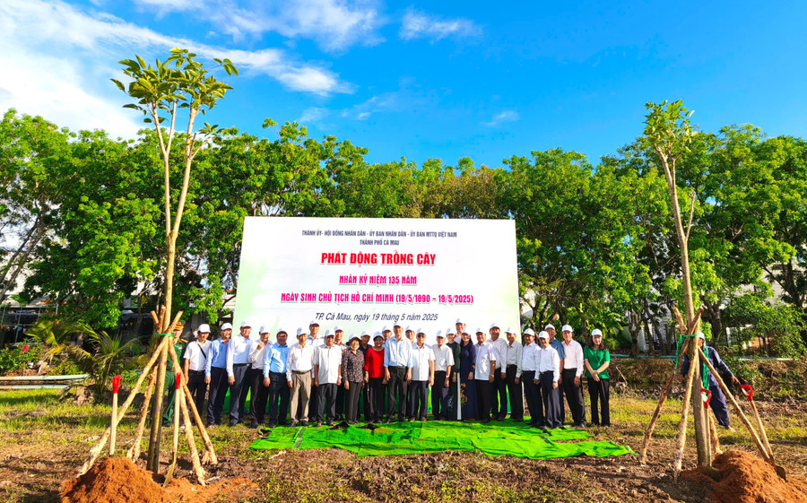 Địa điểm phát động lễ trồng cây. trong-cay-3.jpg