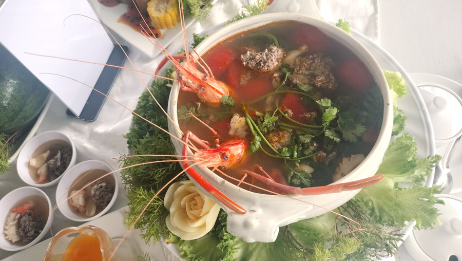 Lẩu cua đồng hải sản. thi-6.jpg