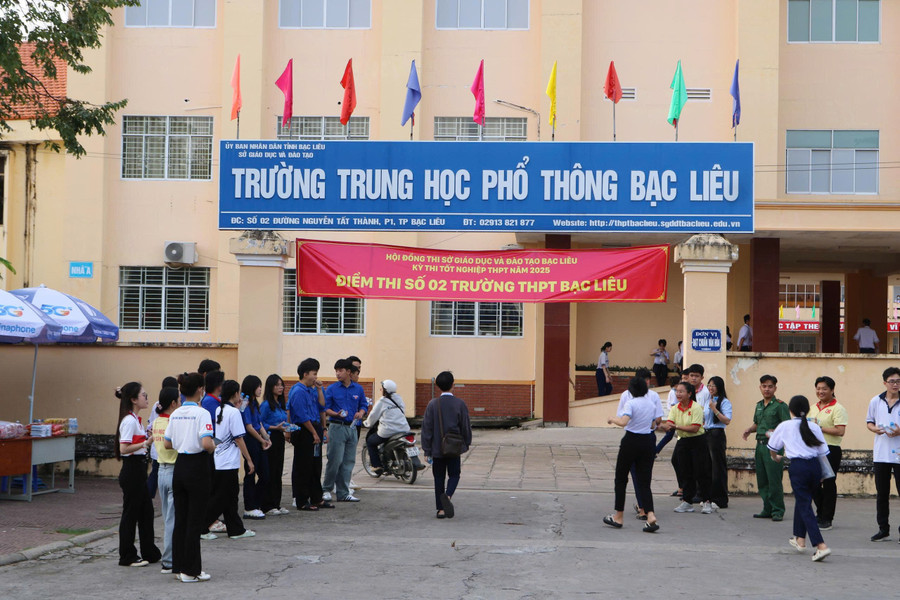 Điểm thi Trường THPT Bạc Liêu nơi thí sinh ngủ quên dự thi. gen-h-thi-sinh-bac-lieu-8.jpg