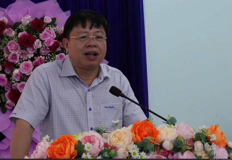 Ông Nguyễn Văn Nguyên, Giám đốc Sở GD&ĐT Cà Mau phát biểu khai mạc. gen-n-khai-mac-thi-2.jpg