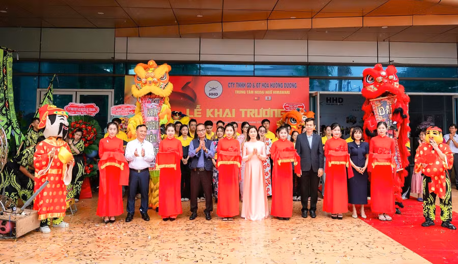 Khai trương Trung tâm Ngoại ngữ Himawari Cà Mau.