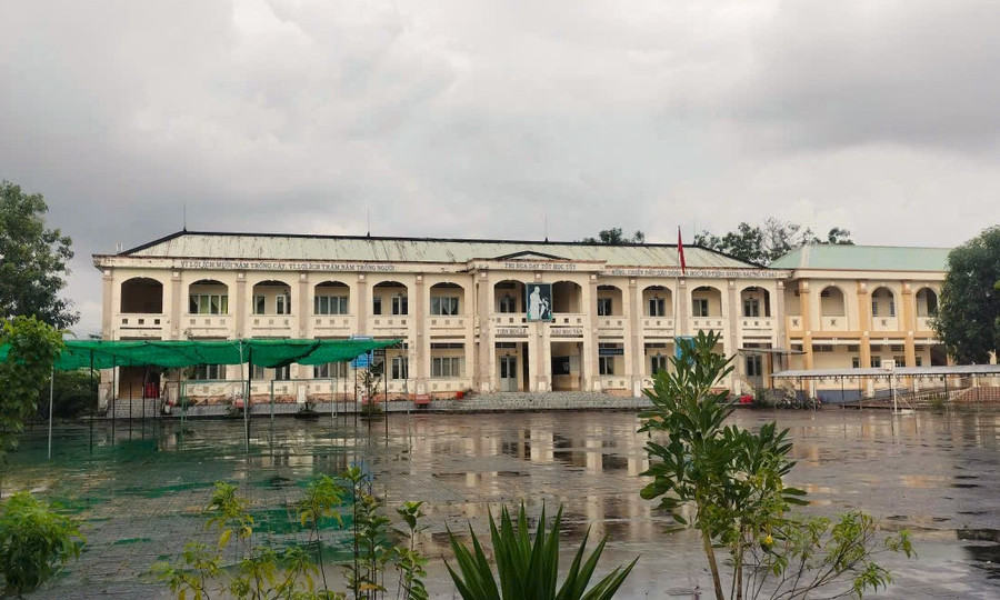 Dãy phòng học Trường Tiểu học Tân Hưng. gen-n-truong-tan-hung-2.jpg